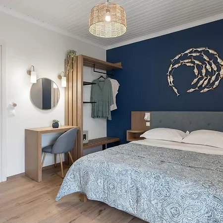 Captain's Seafront Apartment Nydri (Lefkada)