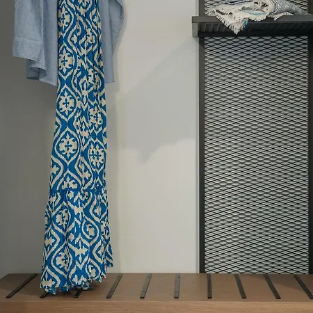 Captain's Seafront Apartment