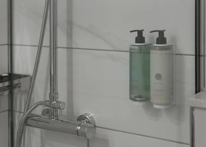 Captain's Seafront *