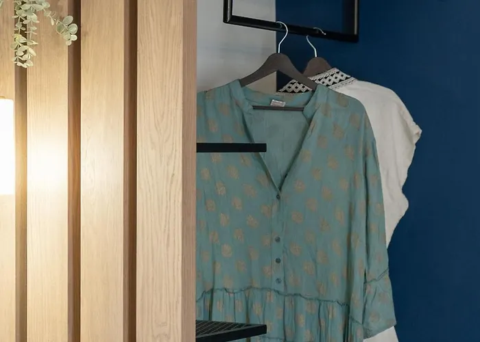 Captain's Seafront *