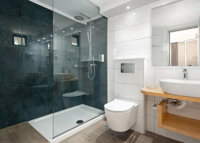 Captain's Seafront Apartment