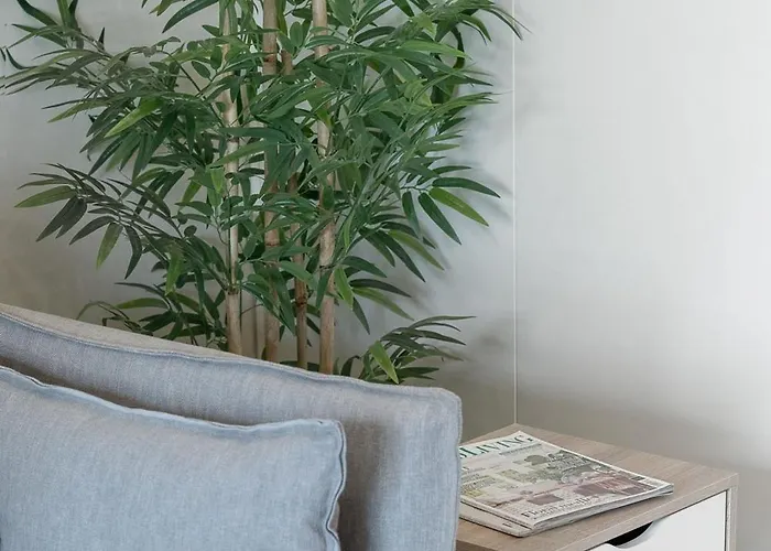 Captain's Seafront *